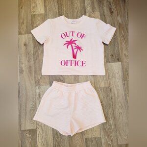 Women's Pink Shorts Textured Set Vacation Beachy Set Size Small NWT